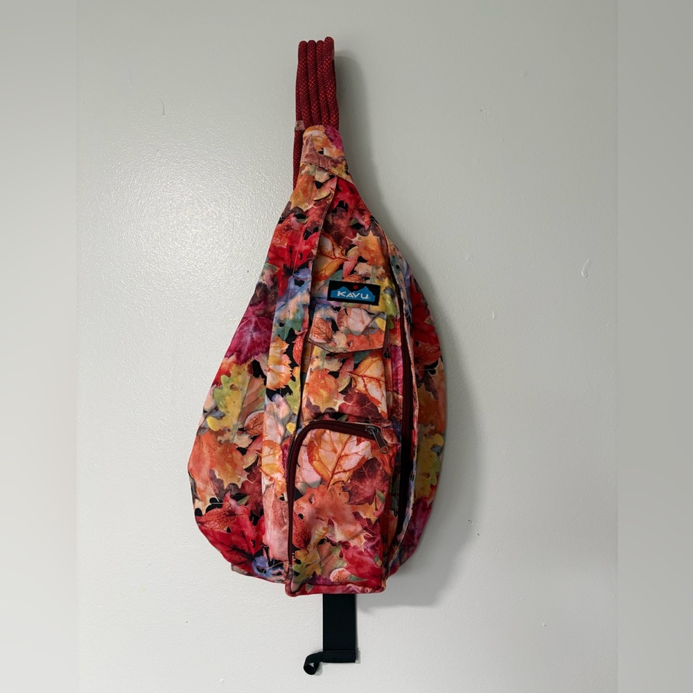 Kavu Autumn Leaf Sling Bag
